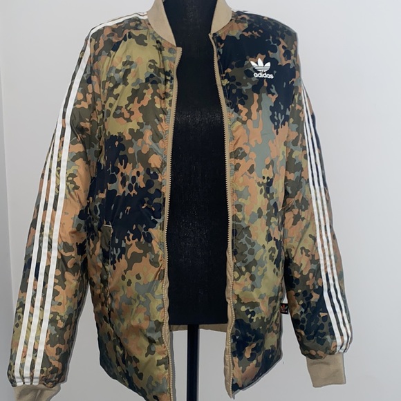 Pharrell x Adidas Coat - Picture 5 of 9